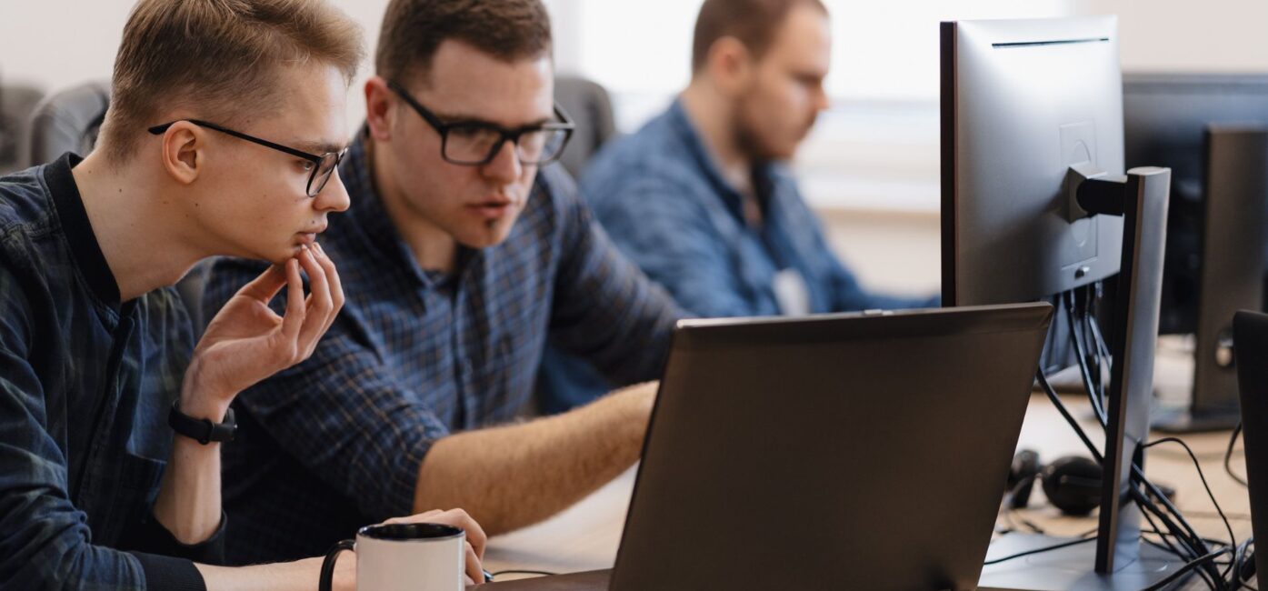 Body leasing IT – jak szybko wynająć zespół programistów?